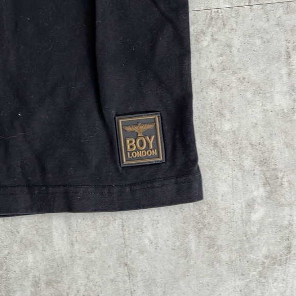 Boy London United Kingdom T-shirt size small - Picture 2 of 6